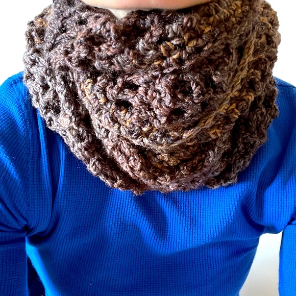 Handmade Crocheted Open-Weave Scarf - Picture 9 of 14